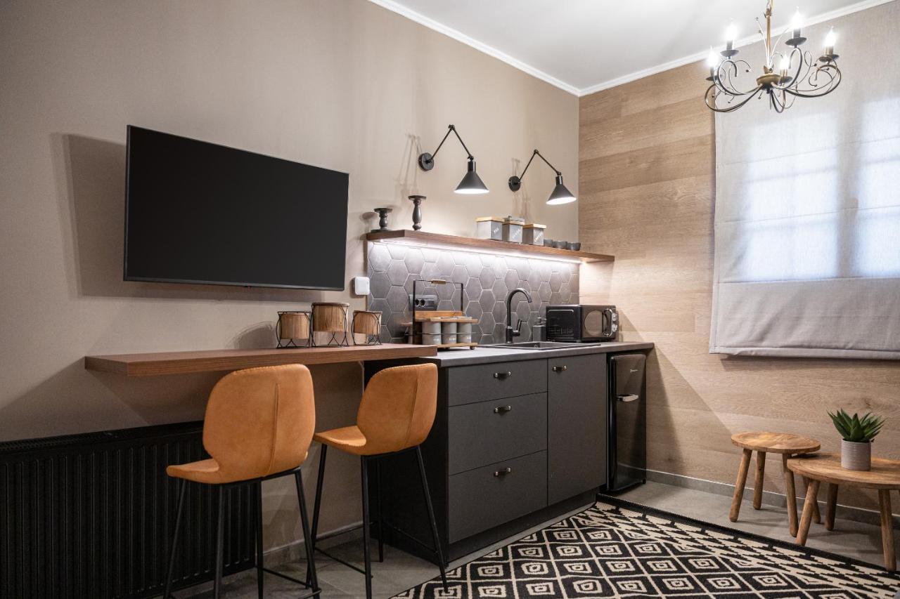 Gm Luxury Suites Kalavryta Luaran gambar