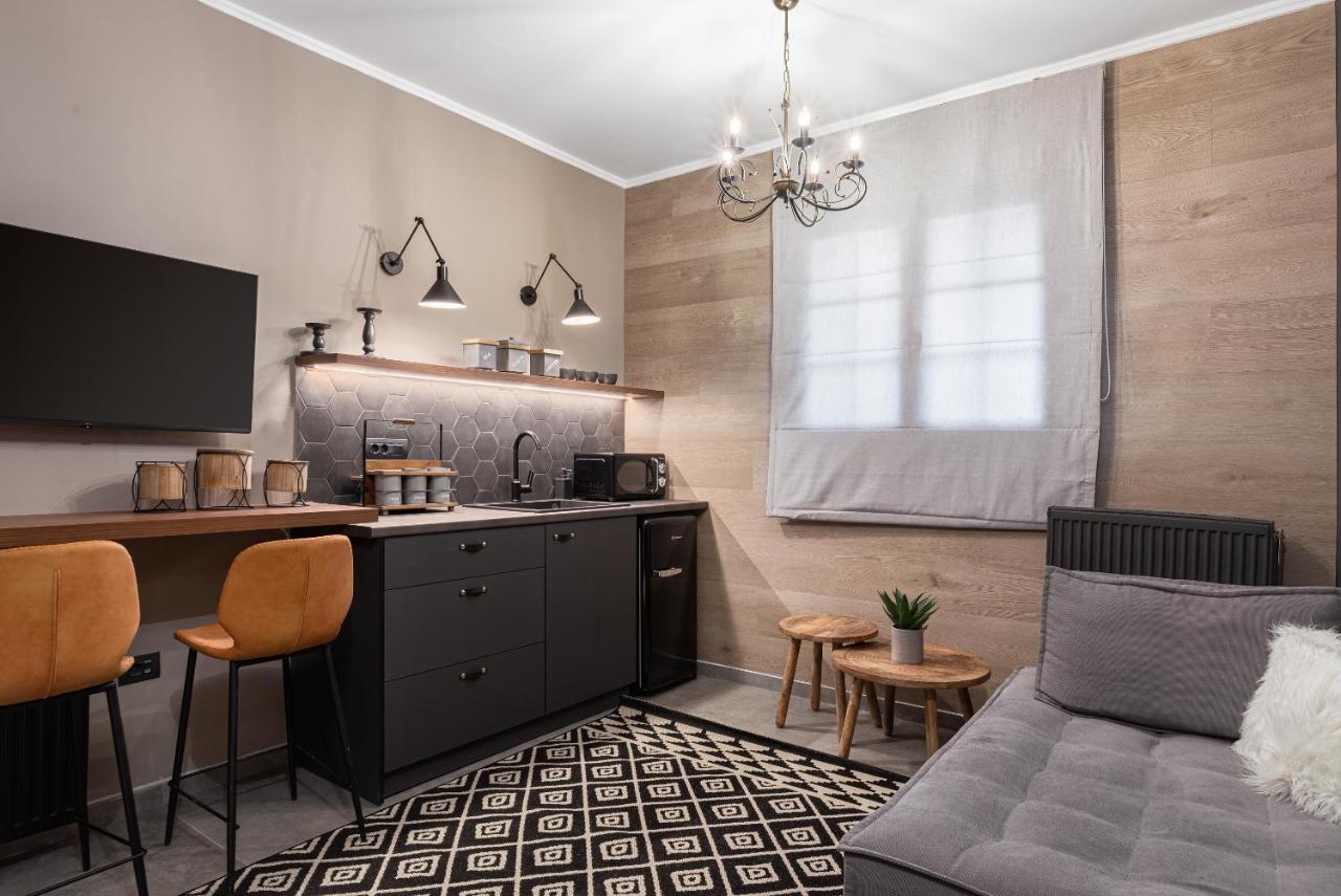Gm Luxury Suites Kalavryta Luaran gambar
