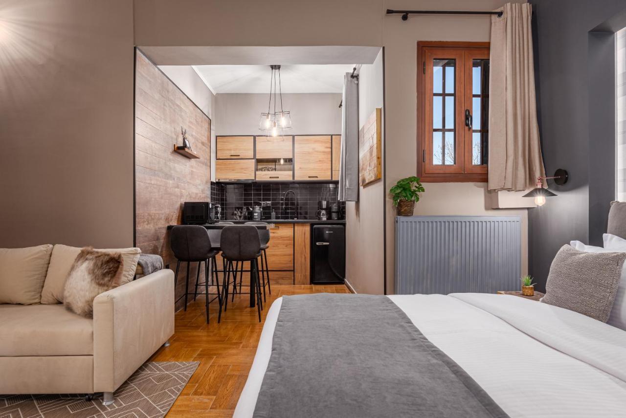 Gm Luxury Suites Kalavryta Luaran gambar