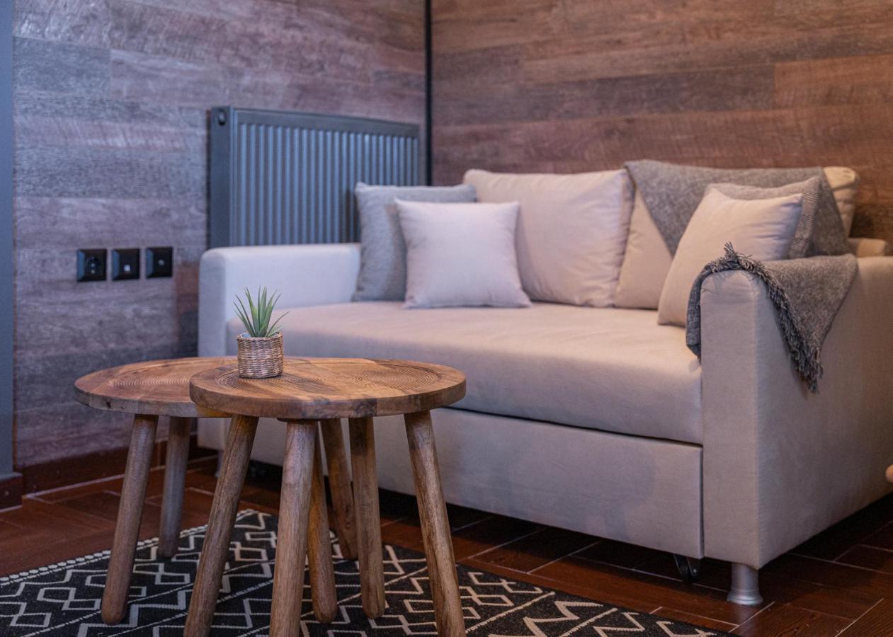 Gm Luxury Suites Kalavryta Luaran gambar
